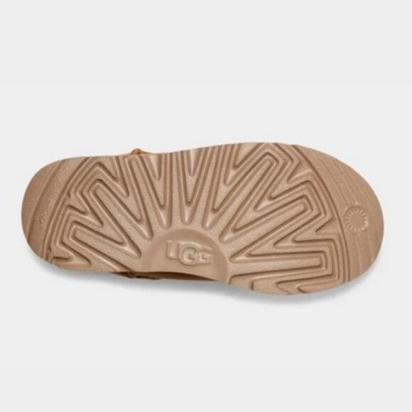 UGG Kids Classic II Weather Short Boot - Picture 3 of 4